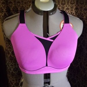 2 38DD Livi Active bras